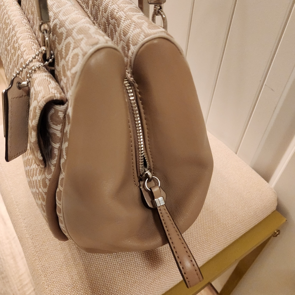 Sold - Picture 10 of 15